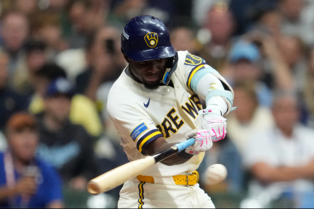 Los Cerveceros dieron el primer golpe de la serie ante los Dodgers.