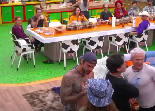 ¿Se va expulsado? Kunno agrede a Julio Camejo en La Granja VIP (VIDEO)