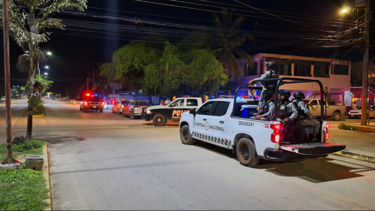 Guardia Nacional, Secretaría de Marina, policía Municipal y Estatal llegaron al lugar.