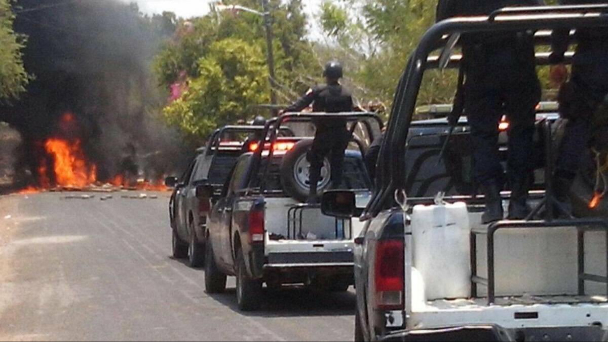Integrantes del grupo delictivo realizaron algunos bloqueos.