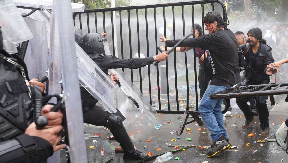 La presidenta Claudia Sheinbaum pidió a las autoridades de Jalisco informar los motivos de las detenciones y publicar los nombres de las personas detenidas