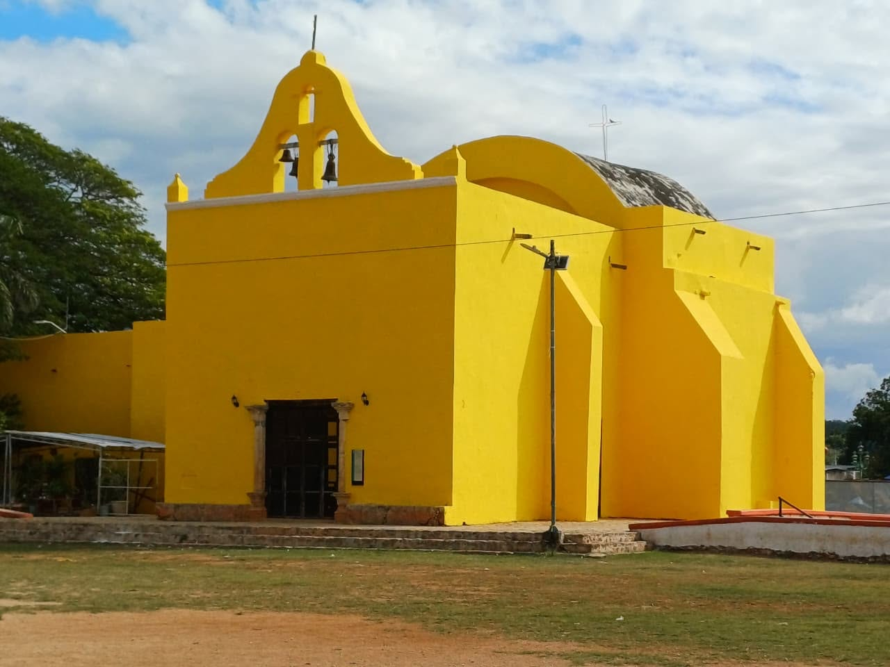 El centro histórico alberga la iglesia de la Purísima Concepción y arquitectura del Camino Real.