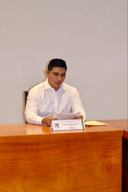 Los compañeros lo ubican como un cuadro que goza de su aprecio político.