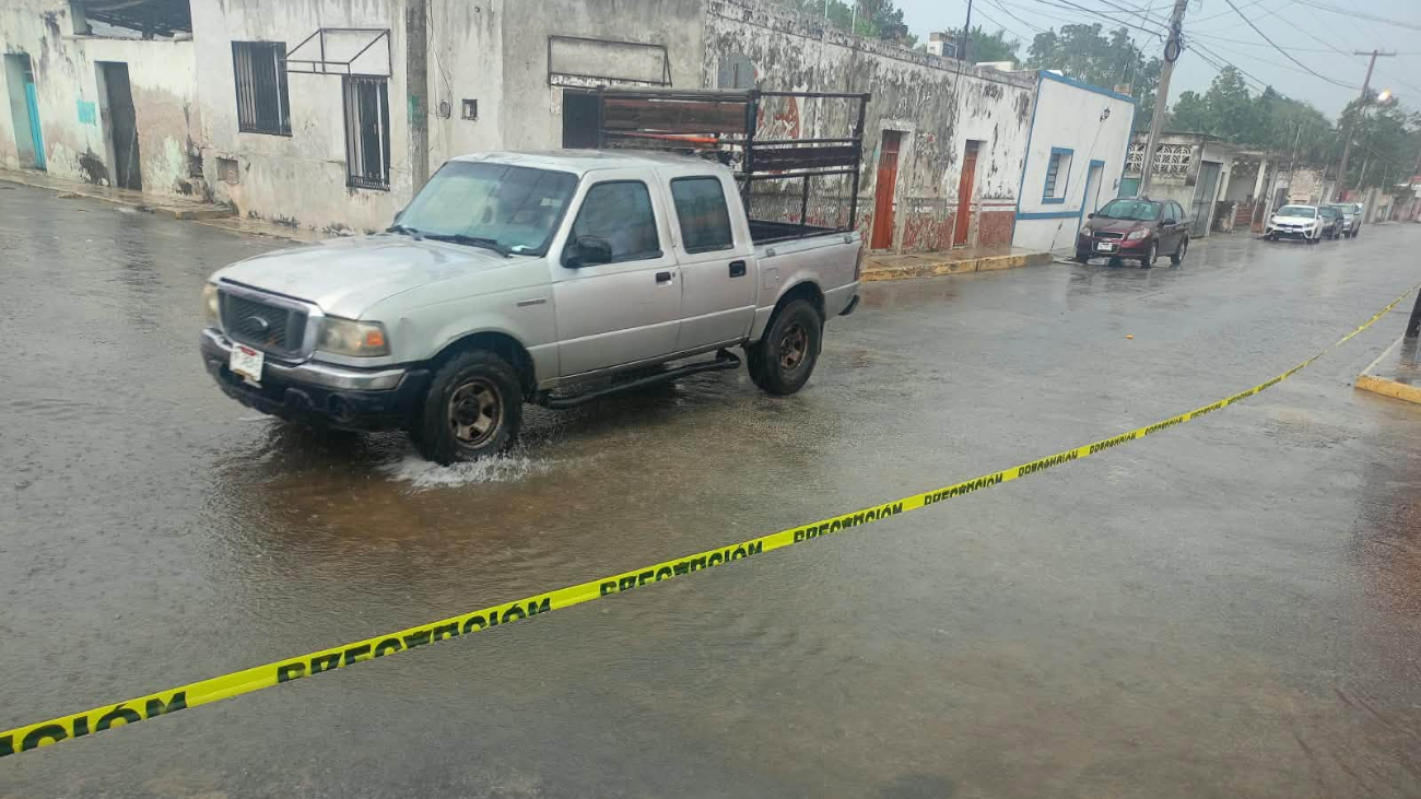 Fuertes lluvias en Yucatán provocan encharcamientos en Tizimín