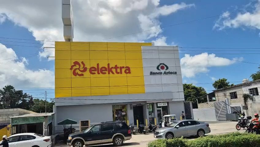 Se registró el robo de joyas en una casa de empeño al interior de Elektra en Champotón.