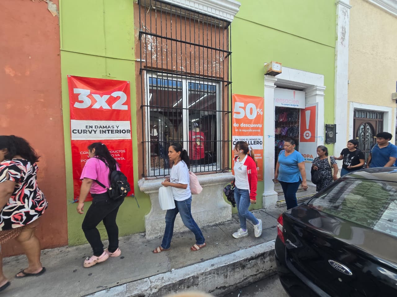 Comerciantes campechanos sufrieron una caída de ventas de hasta el 50% por la competencia de productos chinos.