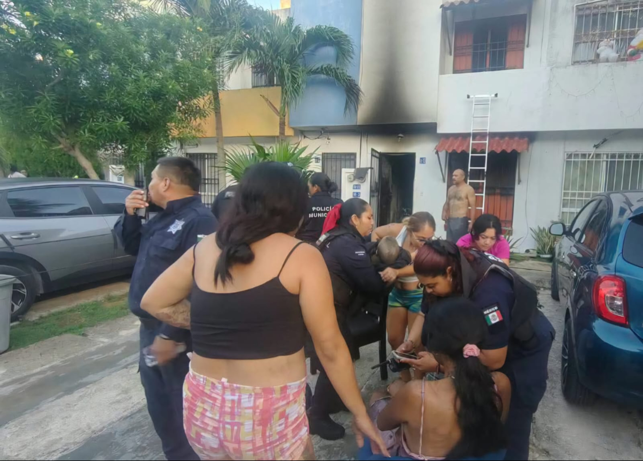 Elena Ontiveros, abuela de los menores, pidió apoyo ciudadano para limpiar la vivienda y conseguir materiales y pintura para rehabilitar el inmueble