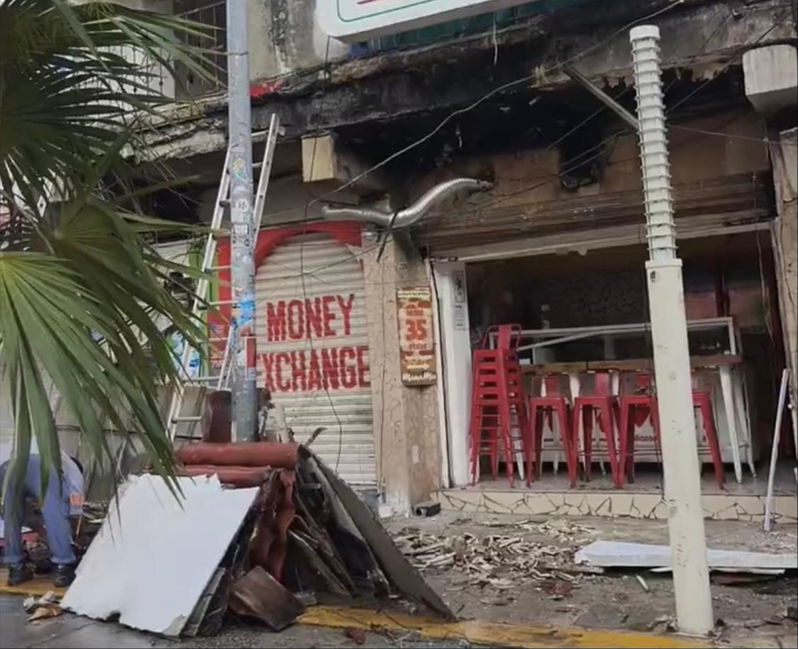 Entre los establecimientos afectados se encuentra una pizzería ubicada en la planta baja del edificio