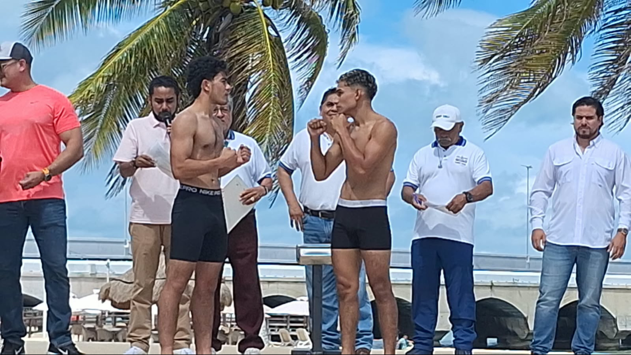 Boxeadores yucatecos disputan las semifinales de Sangre de Campeones en Progreso