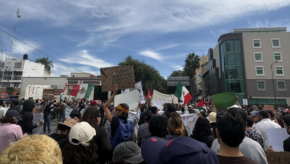 Detienen a 5 tras segunda protesta por agua en Guadalajara.