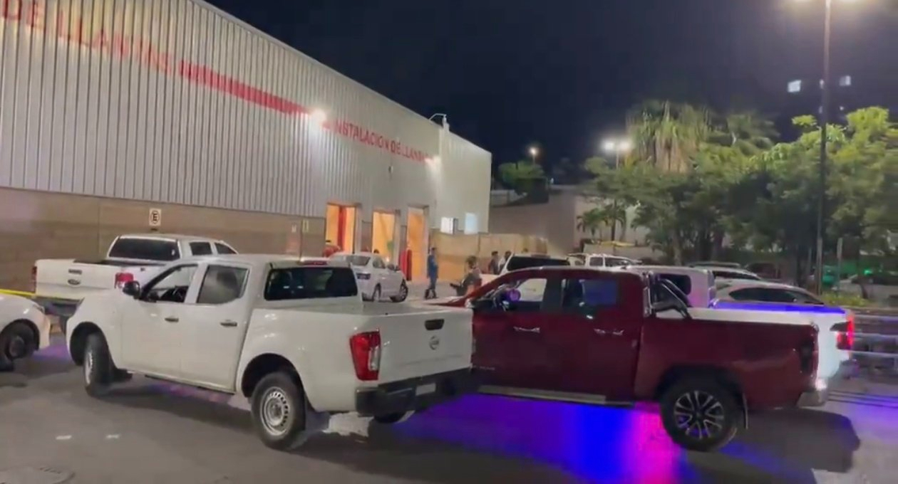 Disparos en estacionamiento de Costco desatan operativo policiaco en Cuernavaca