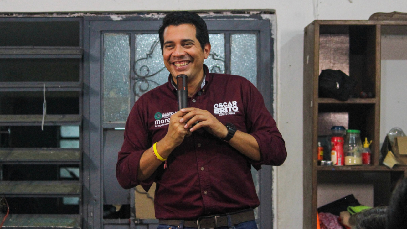 Óscar Brito se registra en proceso interno de Morena por la Alcaldía de Mérida