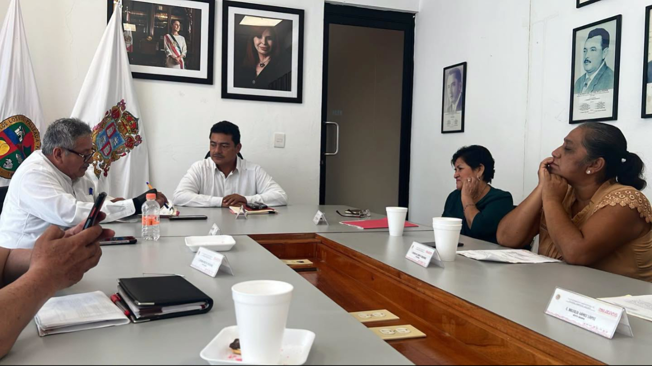 El Cabildo de Palizada aprobó la solicitud de licencia en una sesión de tres horas.