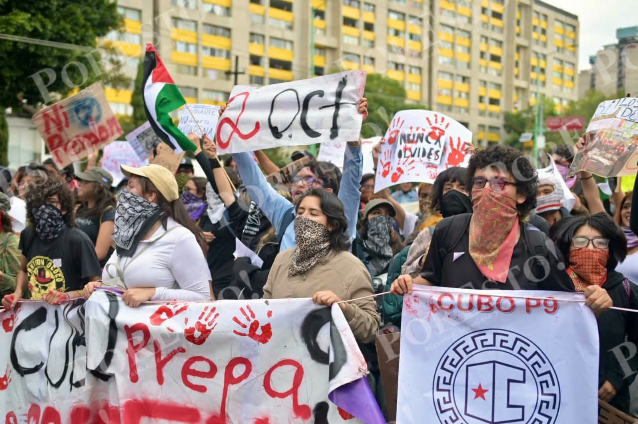 Diferentes movimientos y causas marcharon juntos rumbo al Zócalo.