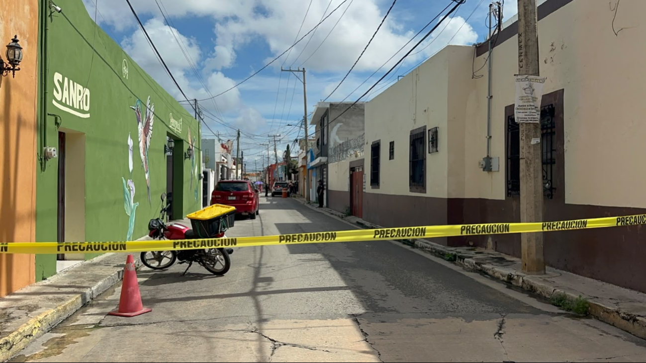 Moviliza a policías y paramédicos la muerte de un hombre en el barrio de San Román en Campeche