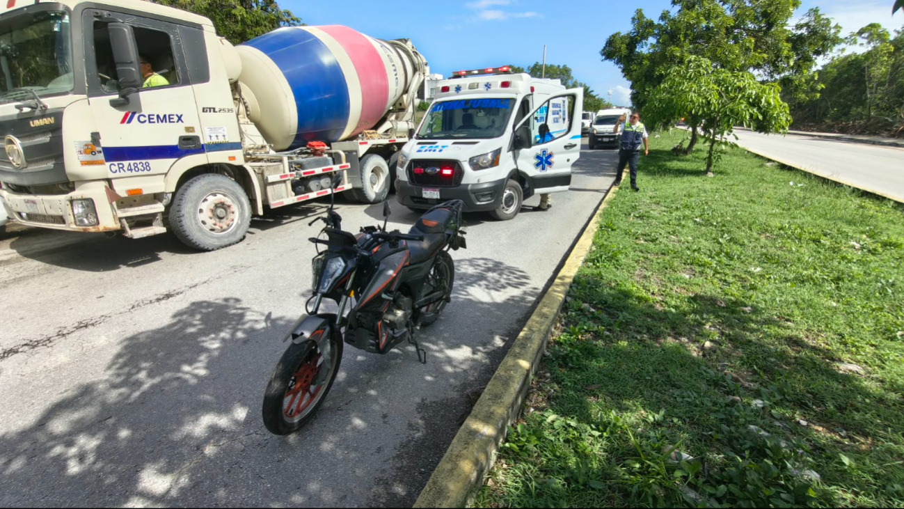 La mujer recibió atención prehospitalaria antes de ser trasladada para su valoración médica