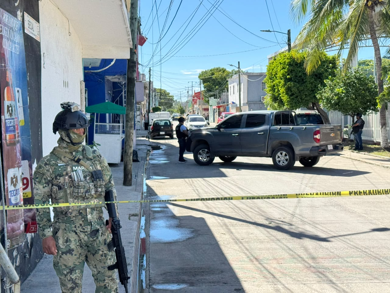 Elementos de la Fiscalía y la Secretaría de Marina desplegaron un operativo en la colonia Belisario Domínguez.