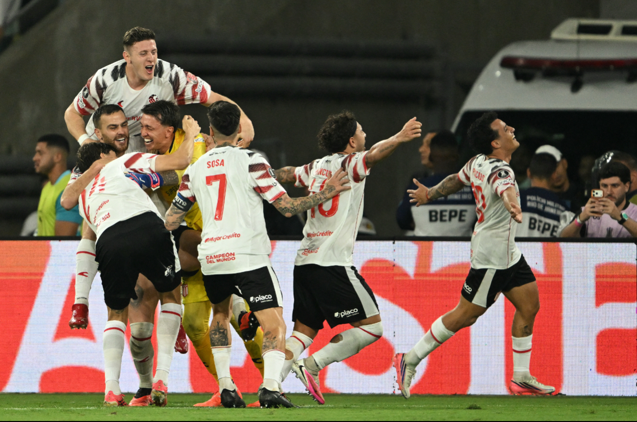 Estudiantes se convirtió en el segundo finalista de la Copa Libertadores.