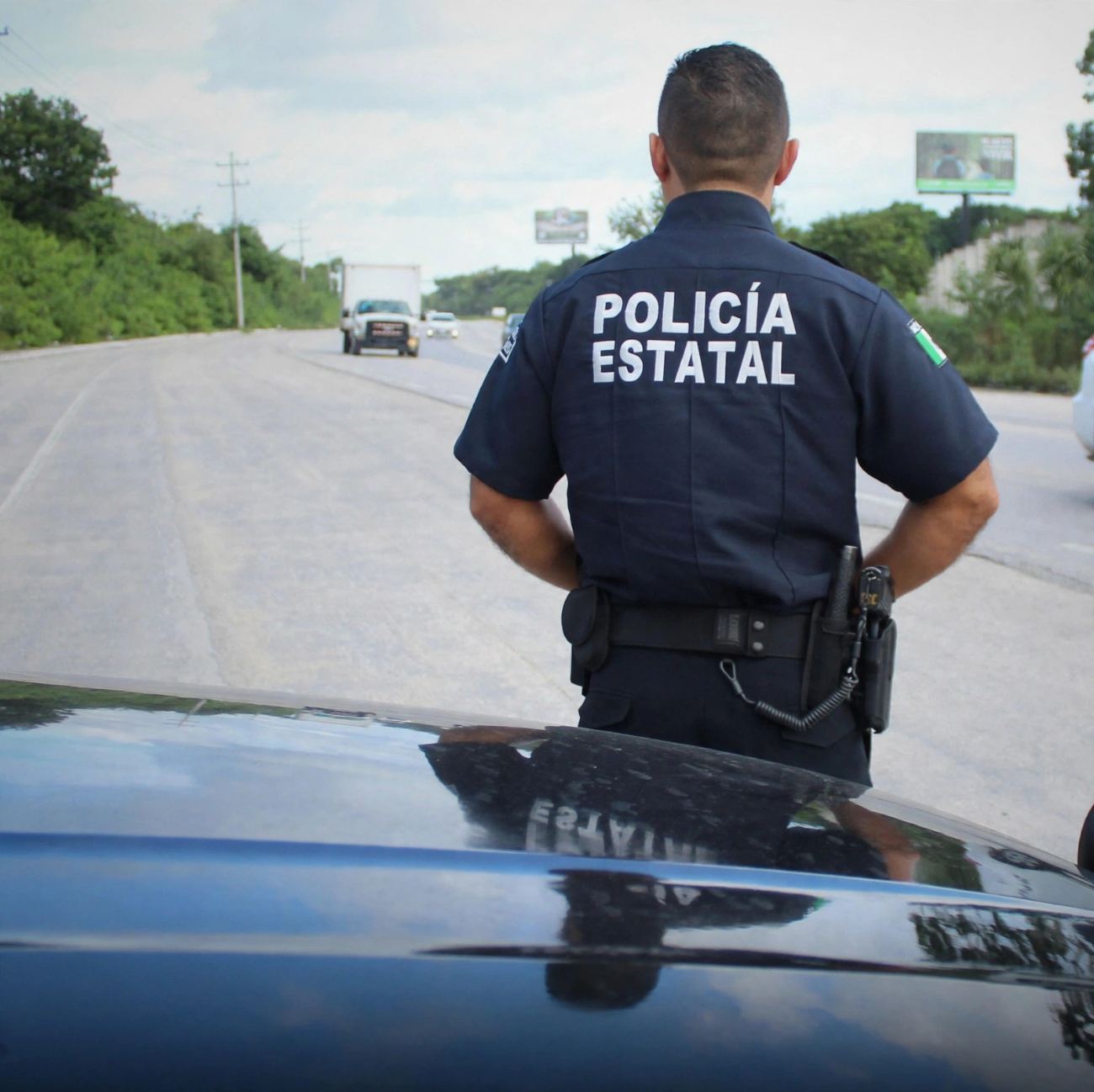 El caso ocurrió luego de que agentes interceptaran un vehículo blanco con reporte de robo en la comunidad