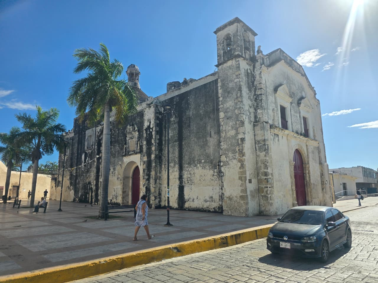 La iglesia de San Juan de Dios y la Catedral del Centro Histórico de Campeche serán restauradas tras el impacto de rayos.