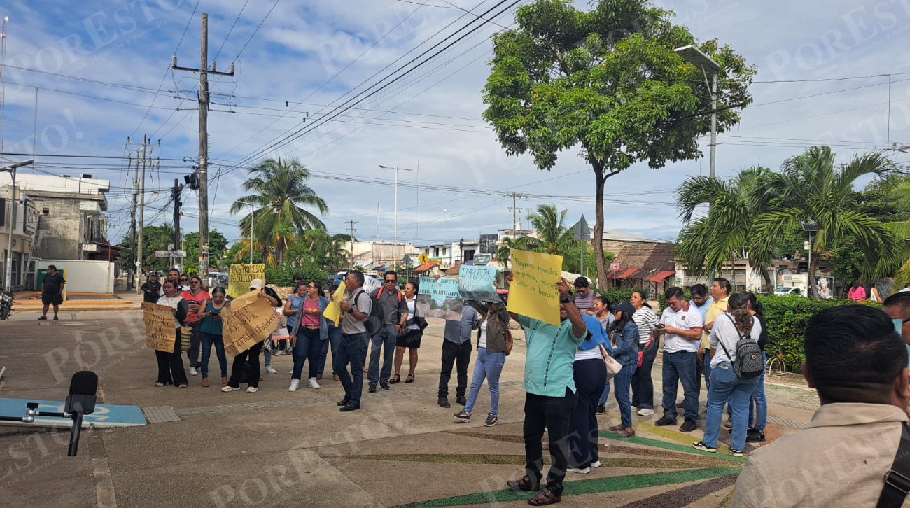 Los profesores señalaron que el deterioro del camino dificulta su traslado a las escuelas y afecta a comerciantes, personal médico y familias de comunidades rurales