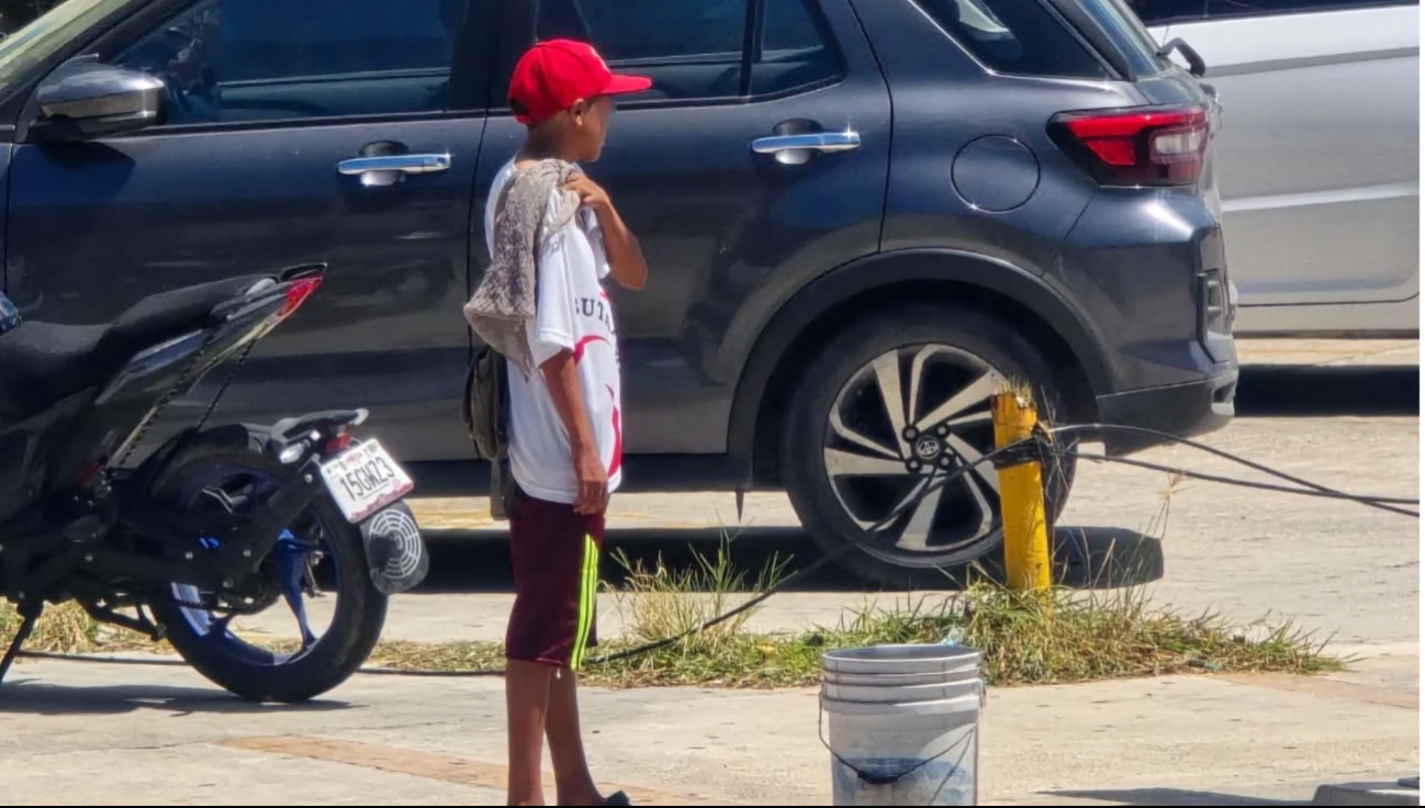 Casi 20 mil niñas, niños y adolescentes trabajan en el estado de Campeche, según la encuesta más reciente del INEGI.