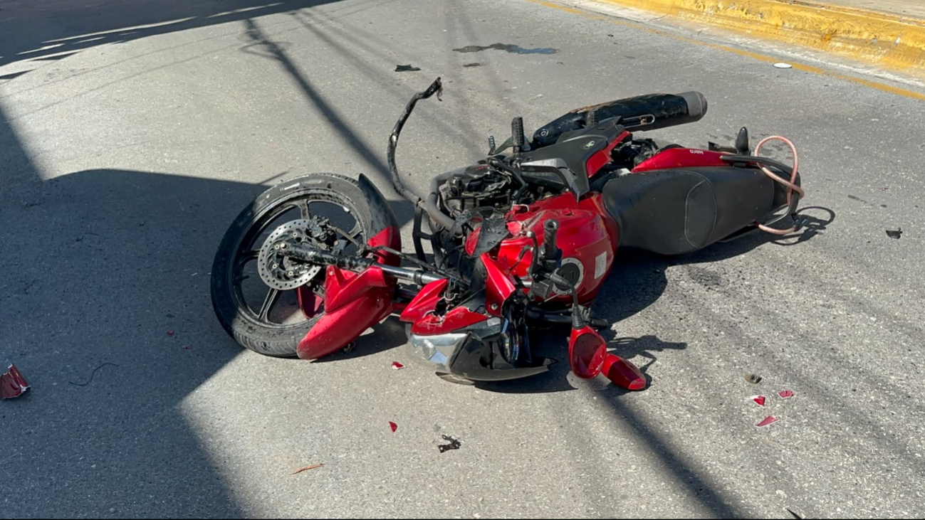 Un motociclista accidentado en el barrio de San Román conducía presuntamente alcoholizado.