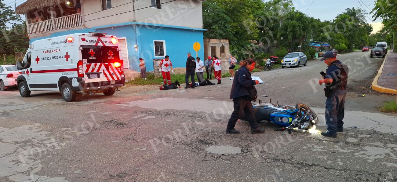 Paramédicos de la Cruz Roja atendieron a las dos mujeres y las trasladaron al Hospital General