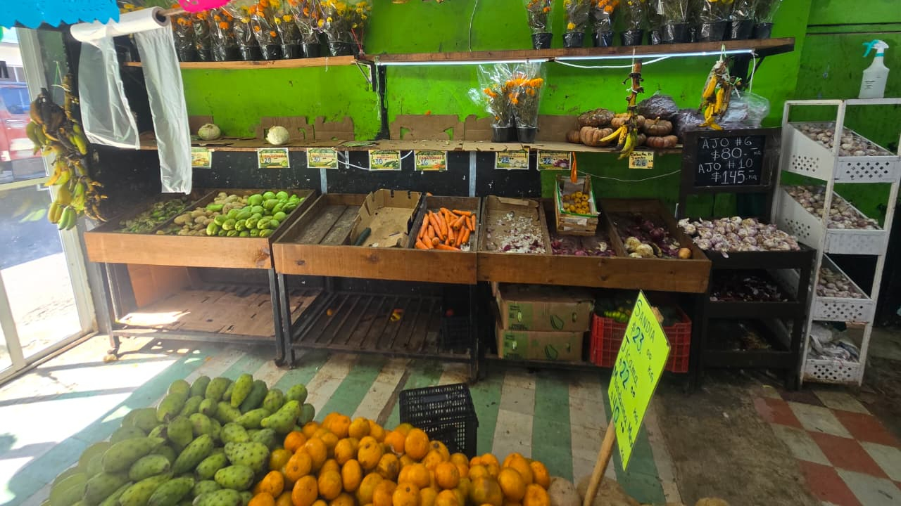 Temen desabasto y alza de precios de verduras en Campeche por bloqueos