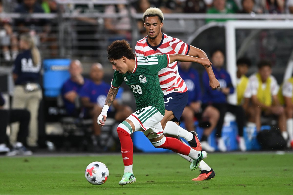 México pierde ante el máximo rival de concacaf