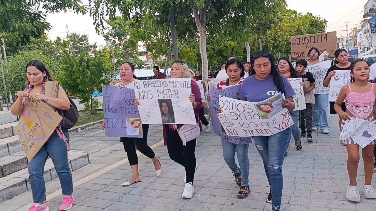 Ciudadanos y colectivos marcharon en Candelaria para exigir justicia por la muerte de Itzel Guzmán Juárez.