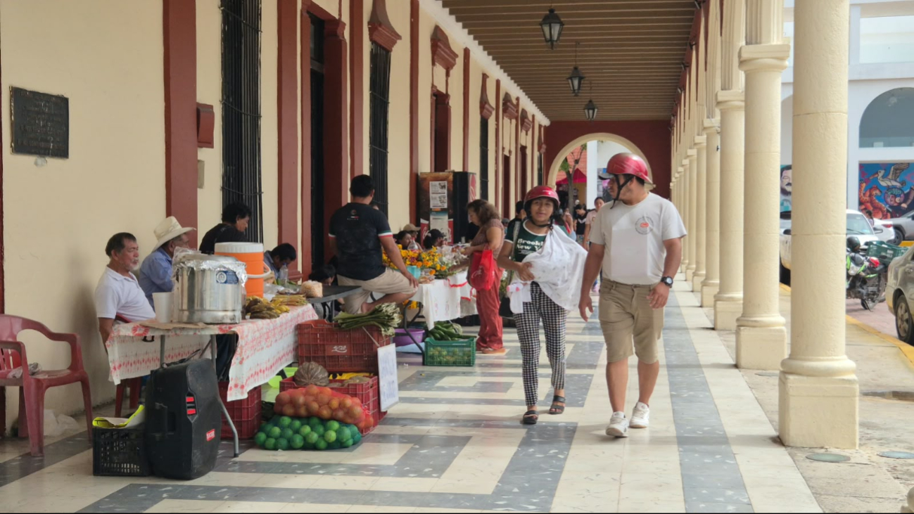 Productores de Sembrando Vida realizaron tianguis en Champotón y Hopelchén.