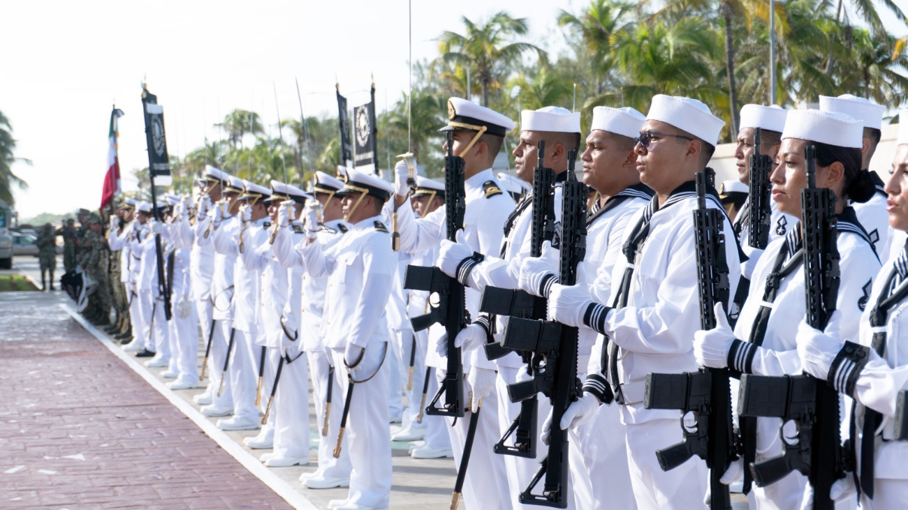 Celebran en Isla Mujeres 205 años de historia de la Armada de México