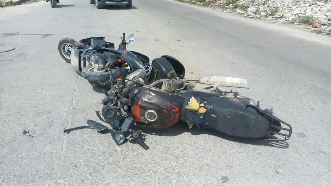 Motociclista en estado de ebriedad ocasiona accidente sobre Arco Norte en Cancún