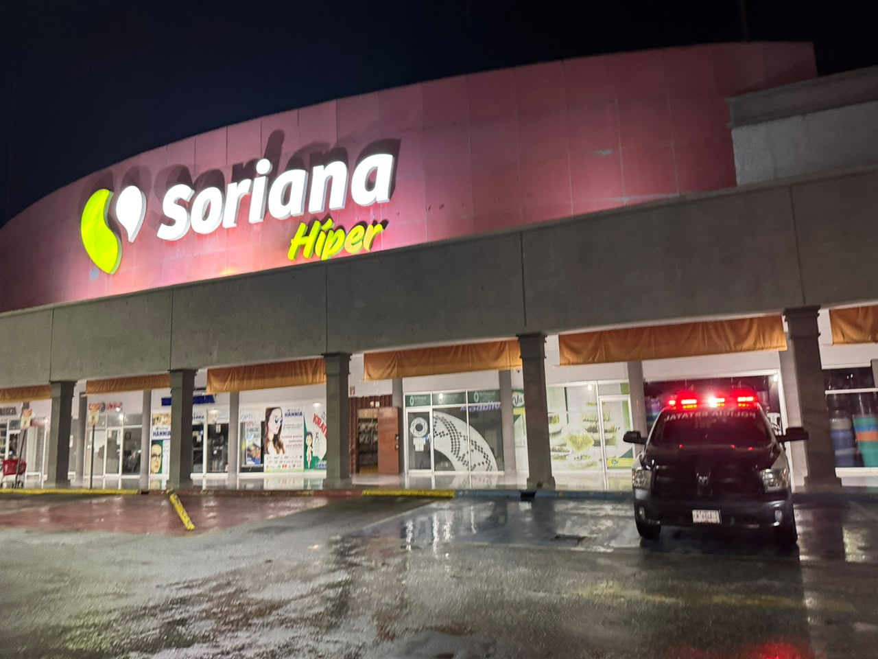 Reportan amenaza con arma de fuego en Soriana Aviación de Ciudad del Carmen