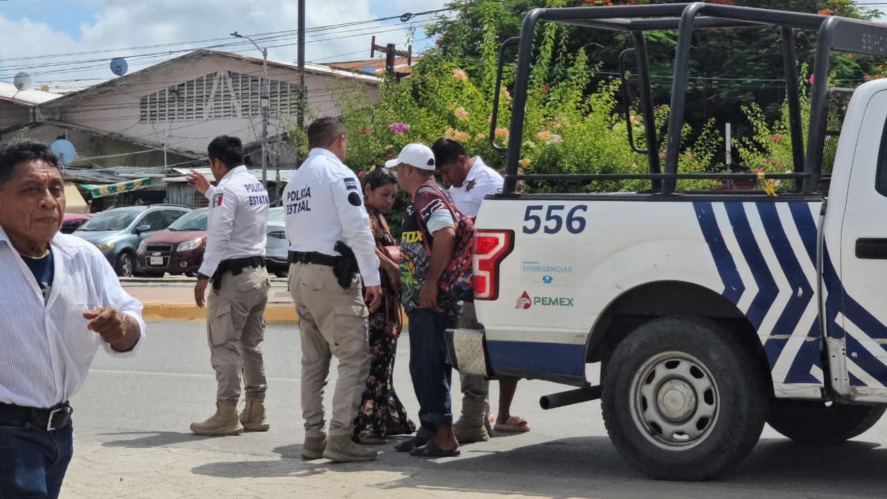 Retienen a hombre tras altercado con una mujer en el Centro de Campeche