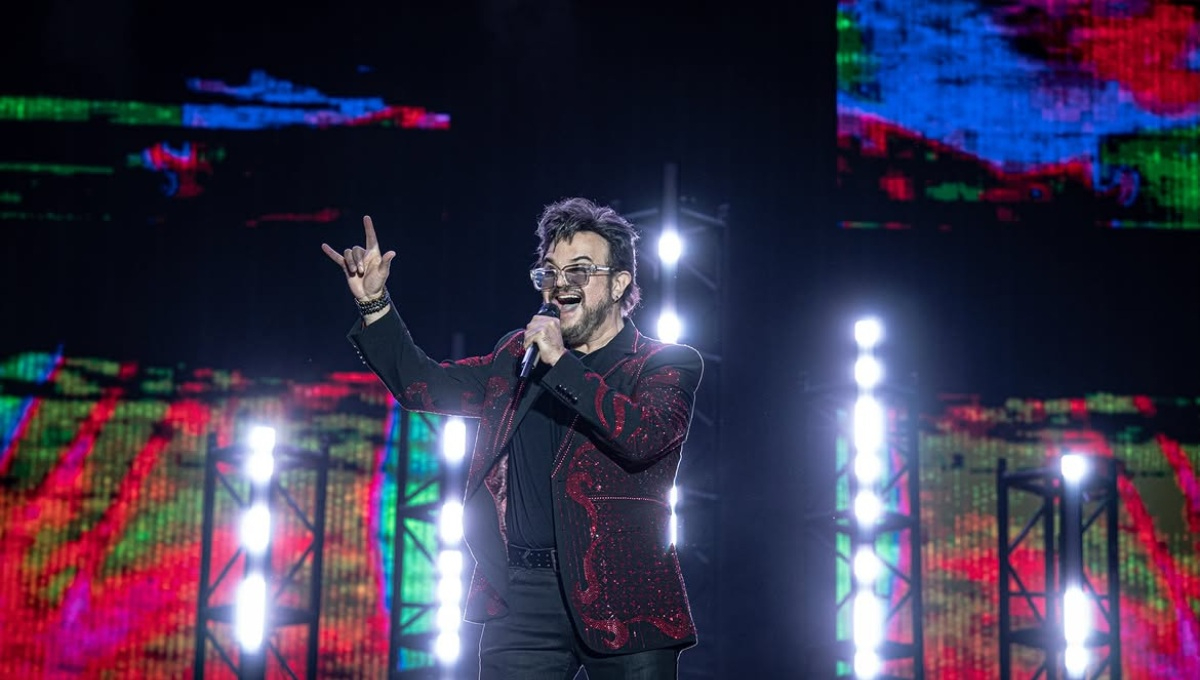 Aleks Syntek dará concierto gratuito en México.