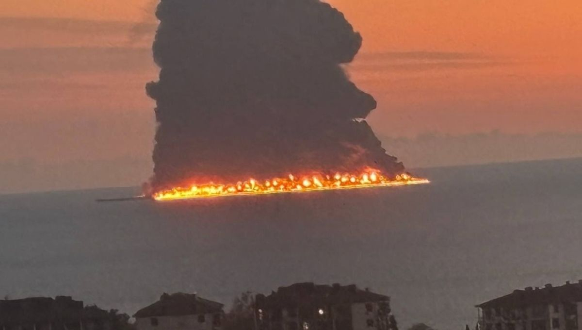 Las autoridades rusas confirmaron el incendio de una embarcación, pero no establecieron públicamente la causa
