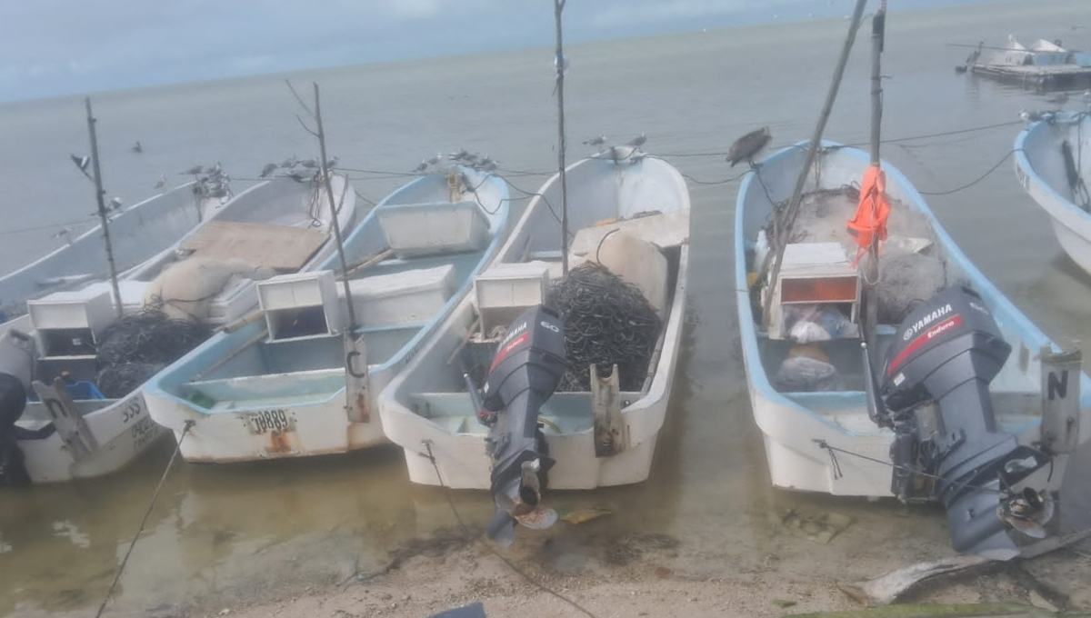 Pescadores priorizaron la seguridad de sus familias antes que internarse en altamar.