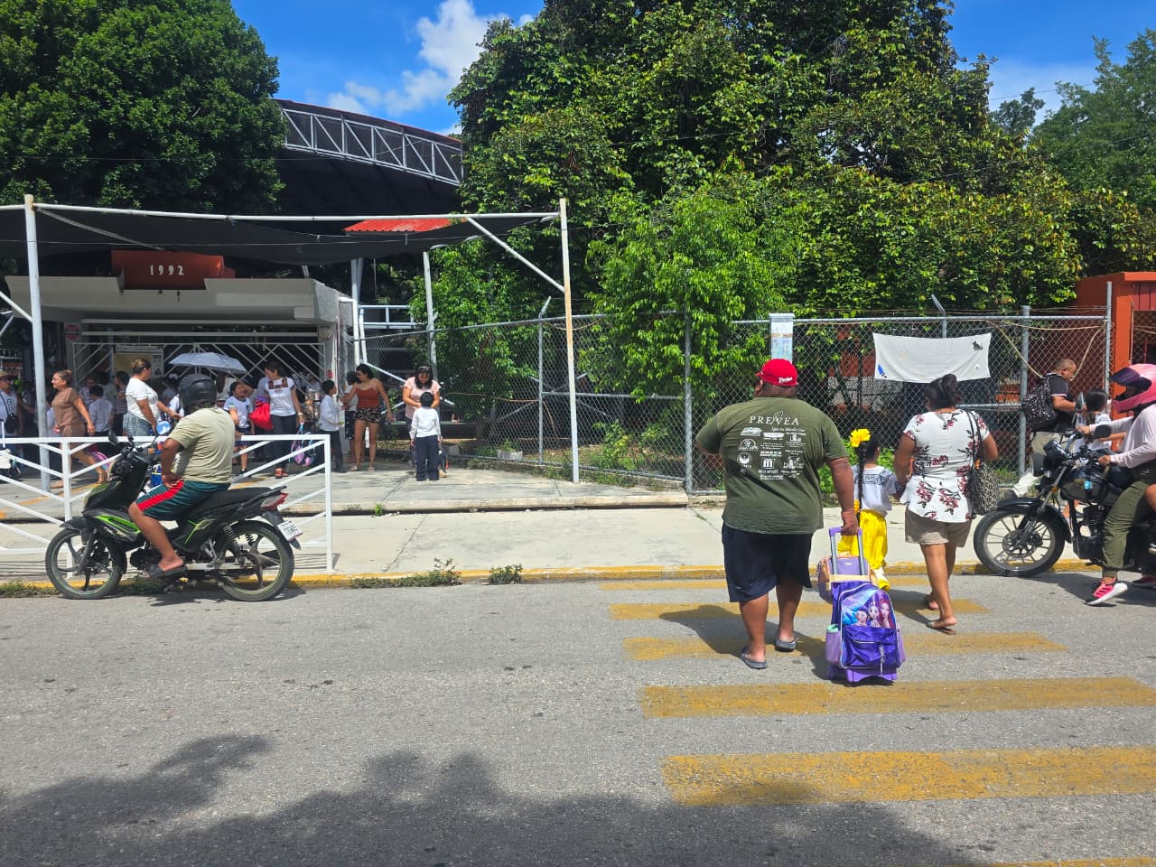 La Secretaría de Educación de Campeche anunció la suspensión de clases para este jueves.