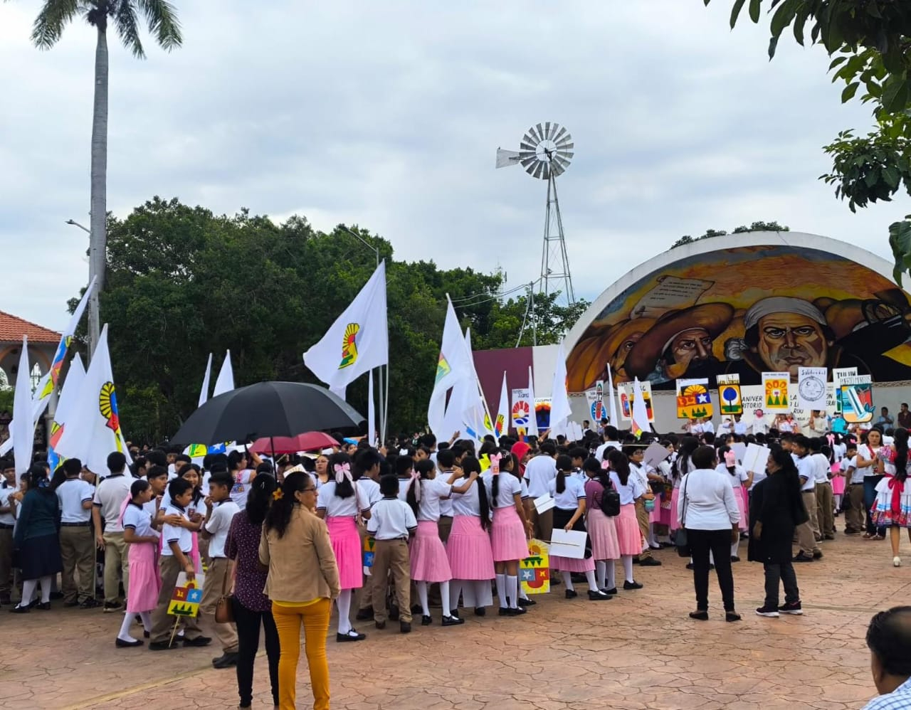 Las escuelas de José María Morelos también realizaron actividades culturales y artísticas para conmemorar esta fecha