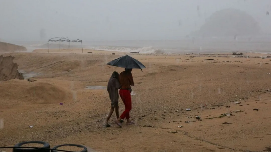 La Semar advirtió que el huracán podría aumentar su intensidad durante las siguientes 6 a 12 horas