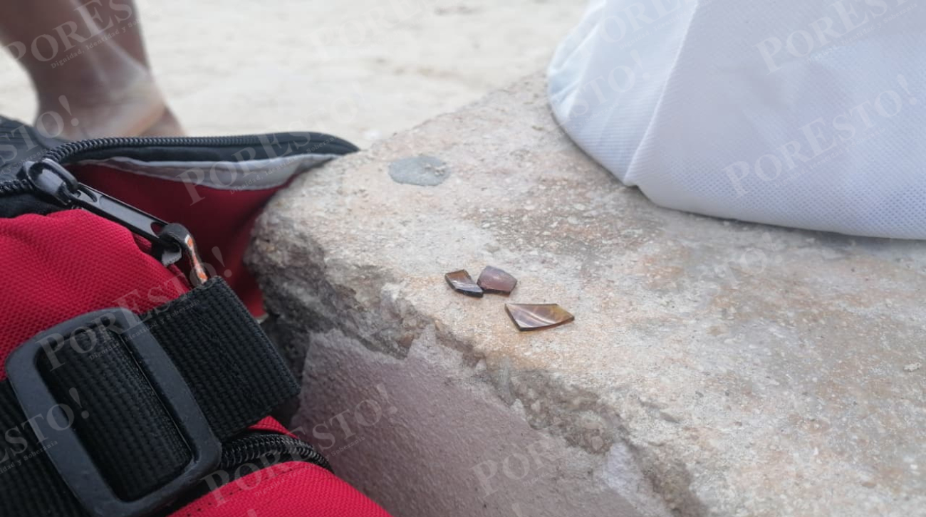 Autoridades advierten sobre el riesgo de objetos filosos enterrados en la arena por basura dejada por bañistas