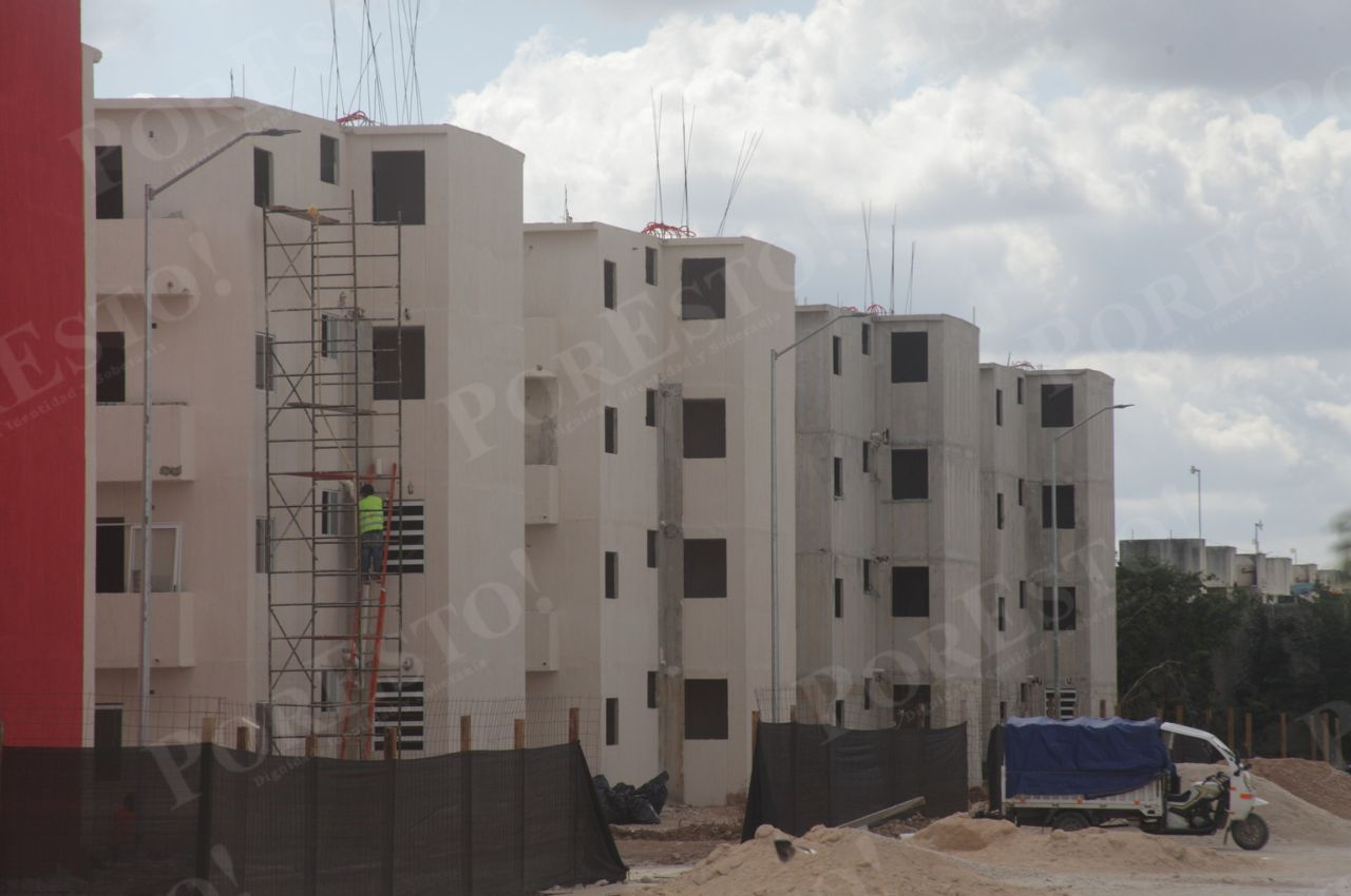 Aunque cuentan con empleo estable, el ahorro no es suficiente