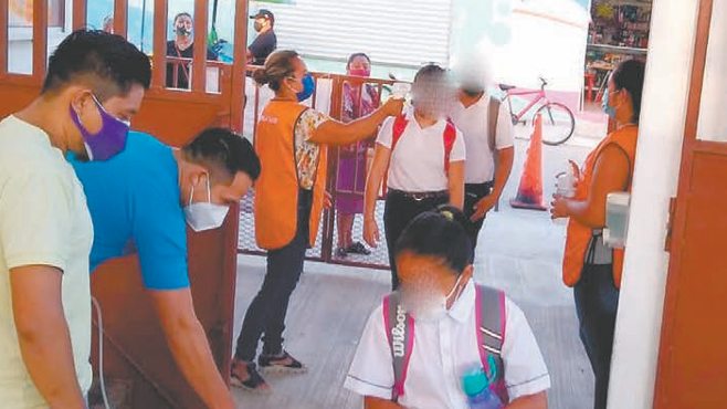 Estudiantes detectados con síntomas sospechosos a la hora de entrada serán aislados