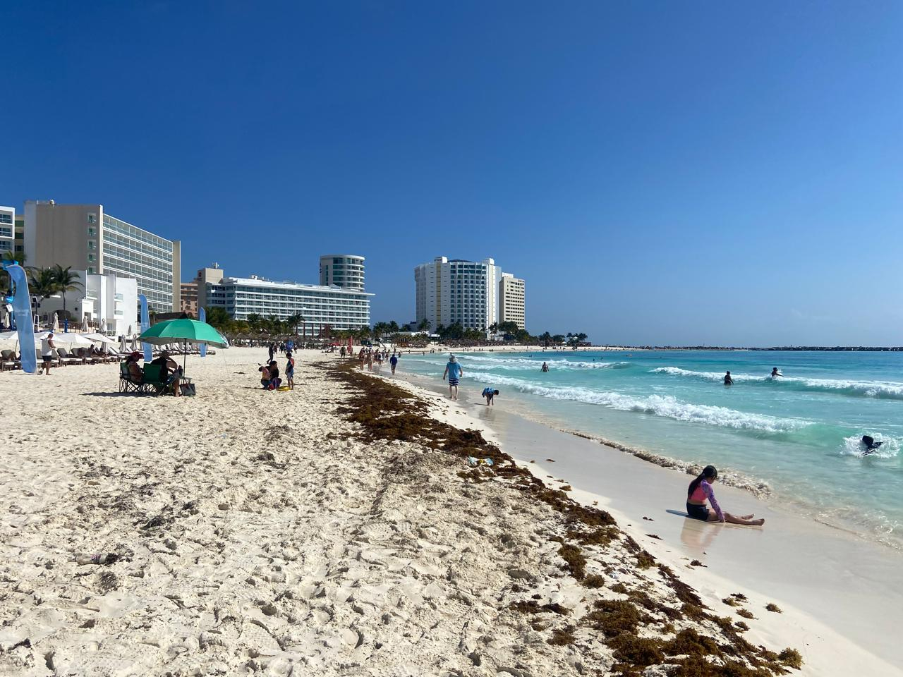 Se planea instalar 7 mil 500 metros de barreras de contención