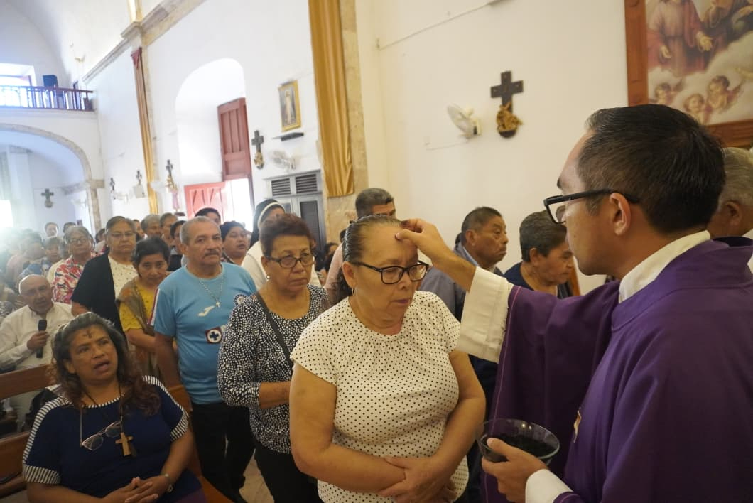 Imposición de ceniza en San Juan: tradición de fe y reflexión