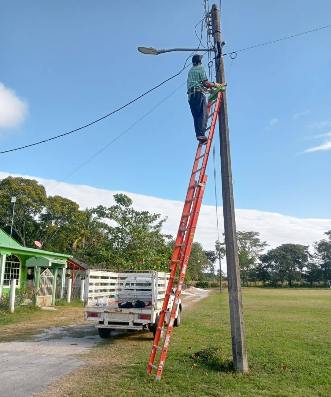 Advierten posible retraso en bonos y prestaciones.