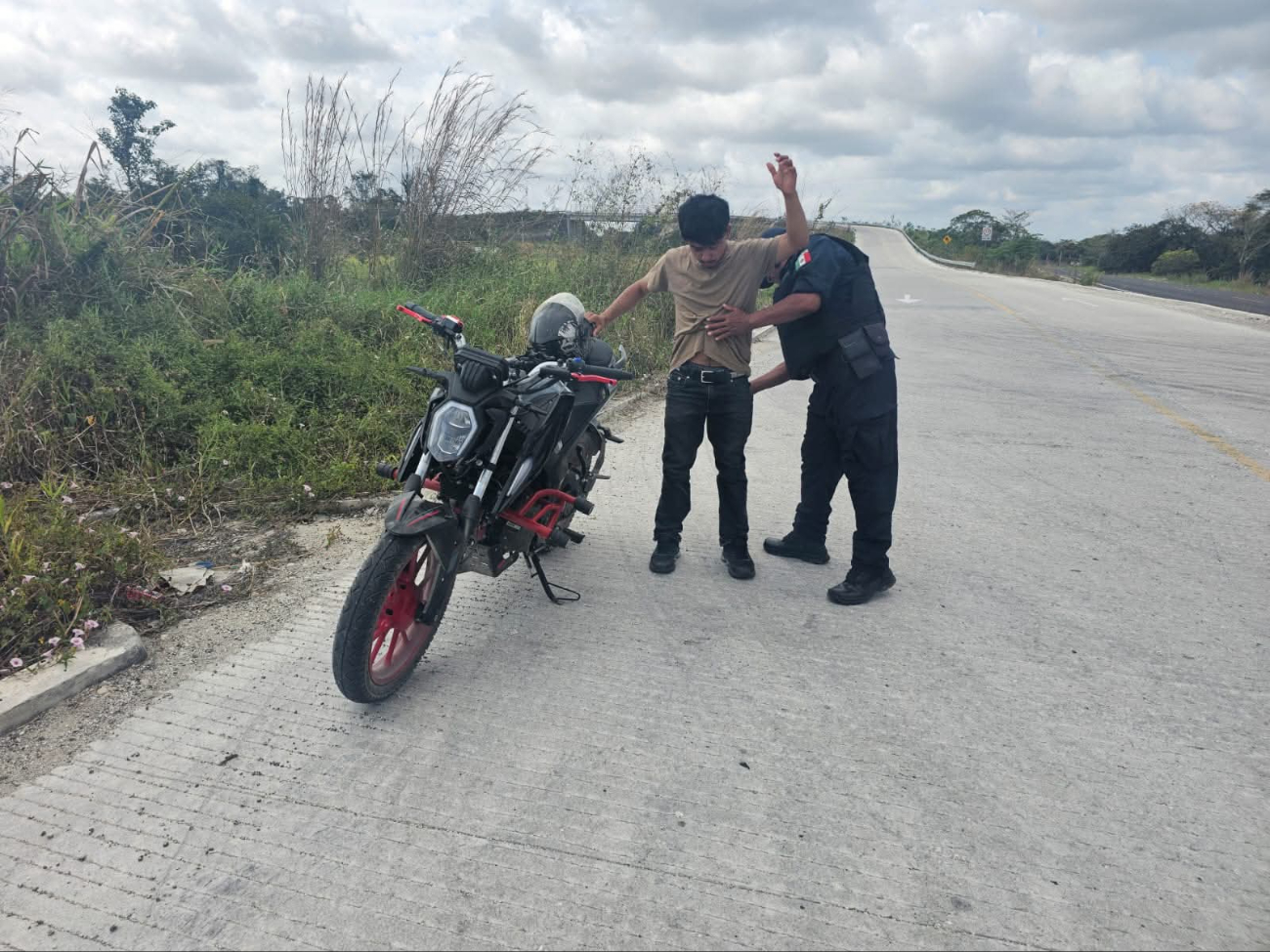 Hubo vigilancia en carreteras costeras, accesos a la capital e instalaciones del Tren Maya.