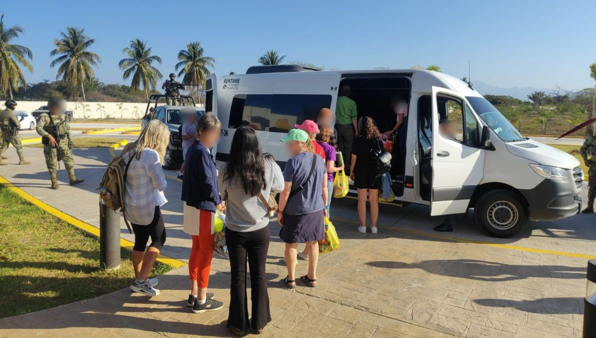 Personal del Sector Naval de Boca de Chila activó un operativo de apoyo para garantizar la integridad física de los afectados